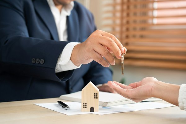 Les étapes pour vendre son bien comme un pro avec alpesvente