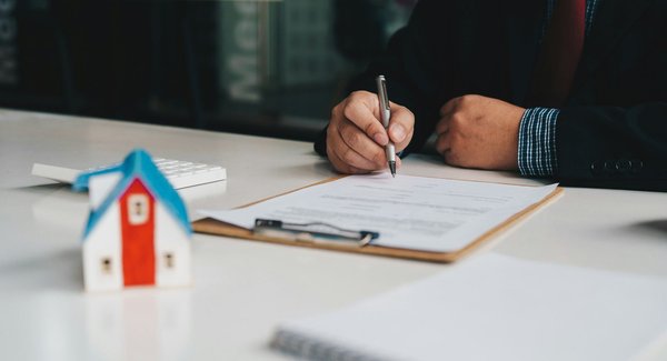 Devenir diagnostiqueur immobilier : formez-vous pour réussir